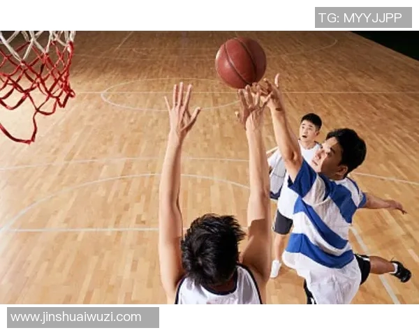 任骏飞的篮球之路:从青涩新秀到CBA明星球员的成长历程与奋斗故事 任骏飞的篮球之路:从青涩新秀到CBA明星球员的成长历程与奋斗故事