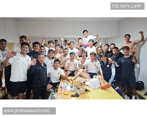 尼尔利亚与韩国的精彩对决展现足球魅力与团队精神